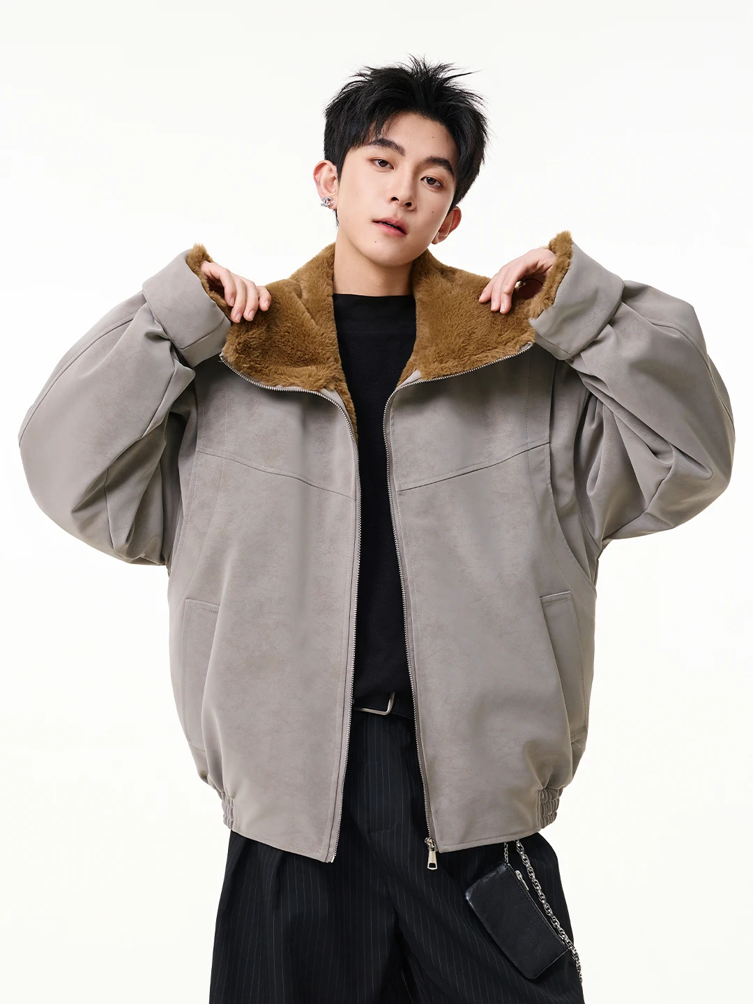 Thiened Lamb Velvet из искусственной кожи и хлопка, мужская зимняя теплая верхняя одежда с защитой от холода, повседневная свободная длинная све...
Thiened Lamb Velvet из искусственной кожи и хлопка, мужская зимняя теплая верхняя одежда с защитой от холода, повседневная свободная длинная све...