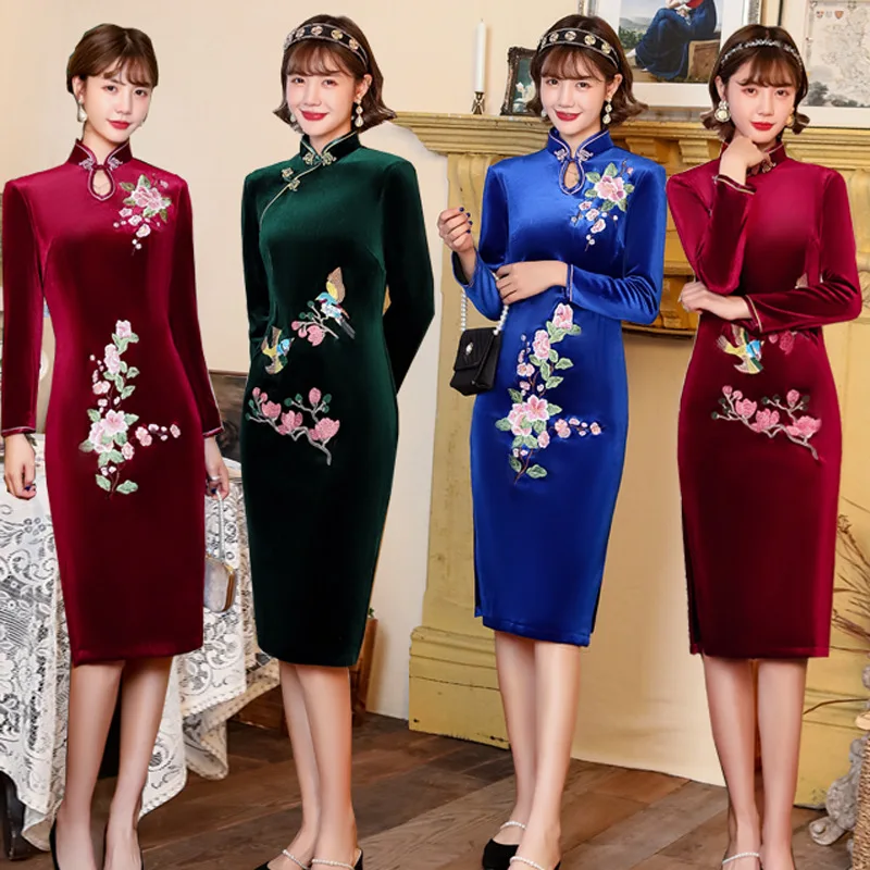 Wine Red Green Chinese Traditional Cheongsam Autumn Winter Embroidery Velvet Dress Vintage Women Long Sexy Slim Qipao
Wine Red Green Chinese Traditional Cheongsam Autumn Winter Embroidery Velvet Dress Vintage Women Long Sexy Slim Qipao