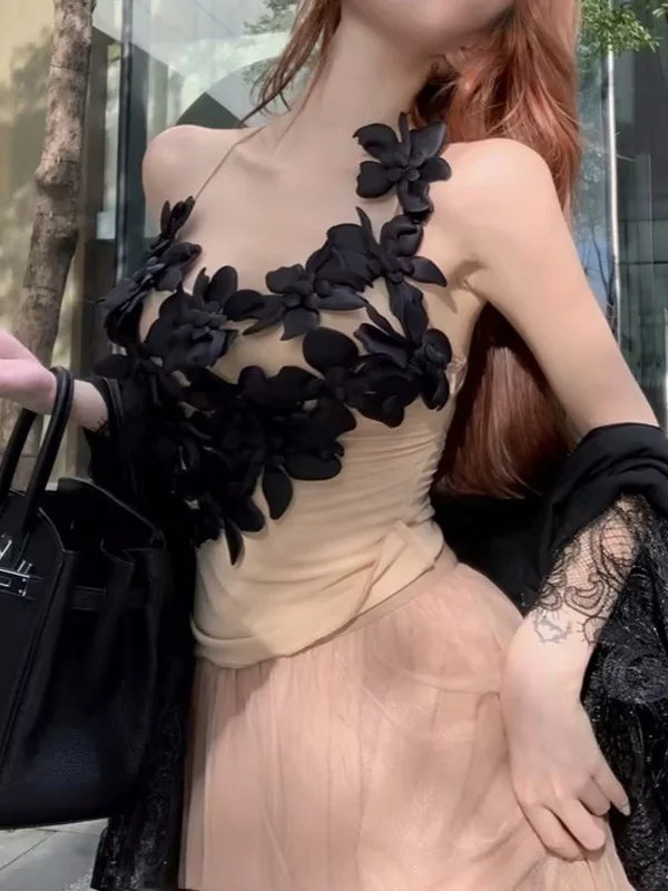 2025 Spring Summer New Collection Sleeveless Floral Petals Mesh Liner Backless Camisole Women Crop Top GT315
2025 Spring Summer New Collection Sleeveless Floral Petals Mesh Liner Backless Camisole Women Crop Top GT315