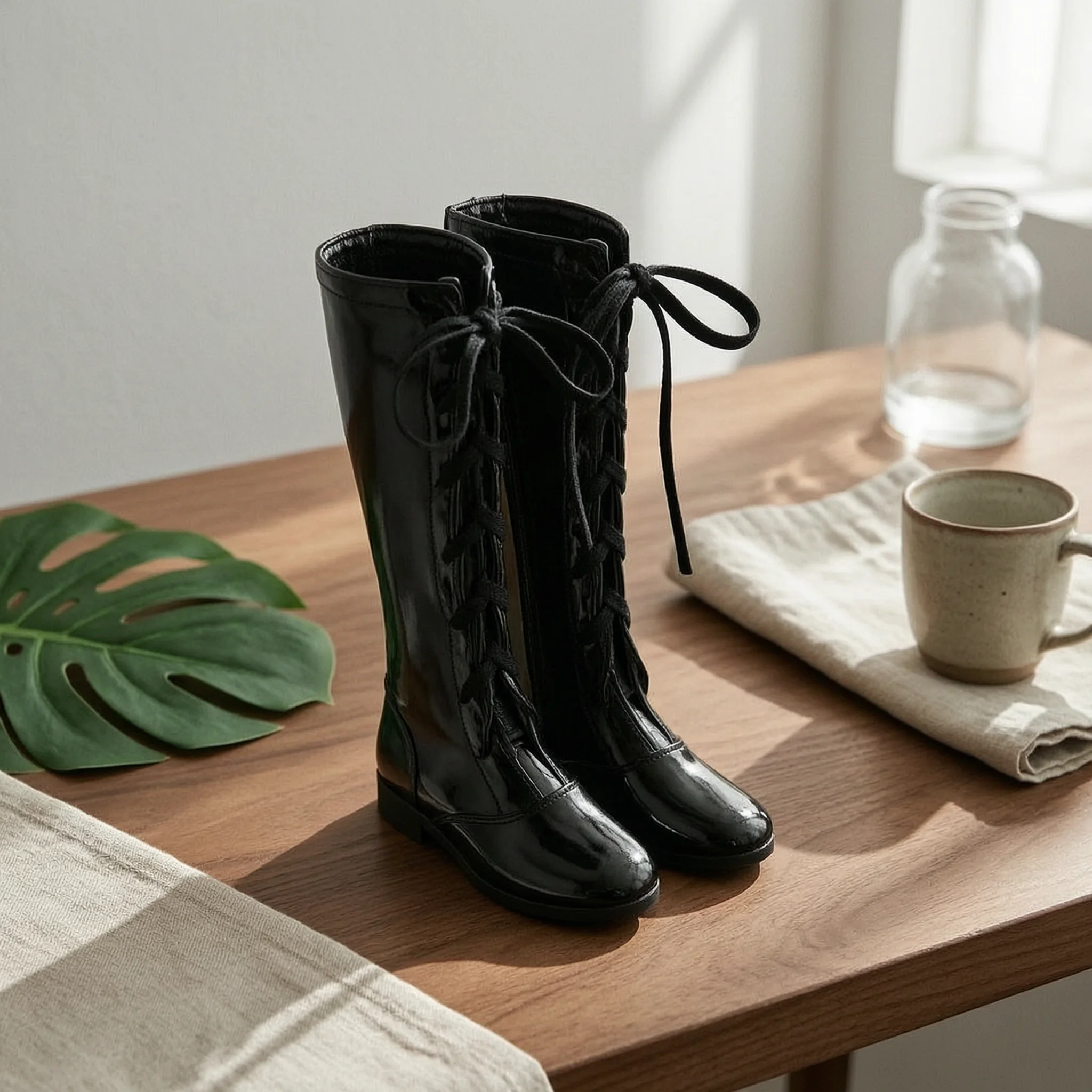 Black Lace-up Doll Boots Fine Workmanship Miniature Footwear
Black Lace-up Doll Boots Fine Workmanship Miniature Footwear