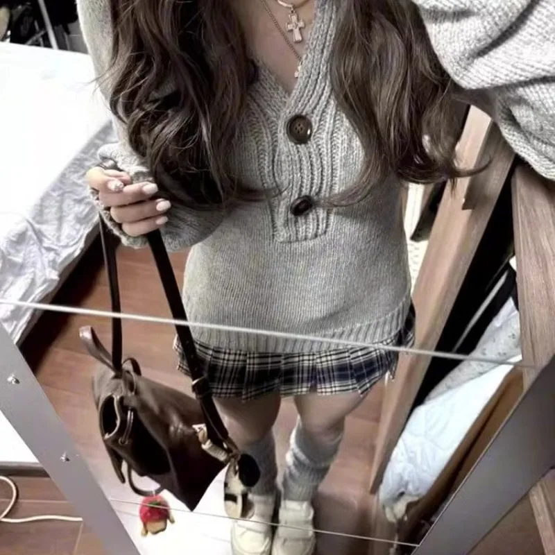 Deeptown Gray Preppy Women Sweaters Vintage Long Sleeve Korean Fashion Old Money Style Knitted Pullovers Slim Jk Casual Winter
Deeptown Gray Preppy Women Sweaters Vintage Long Sleeve Korean Fashion Old Money Style Knitted Pullovers Slim Jk Casual Winter