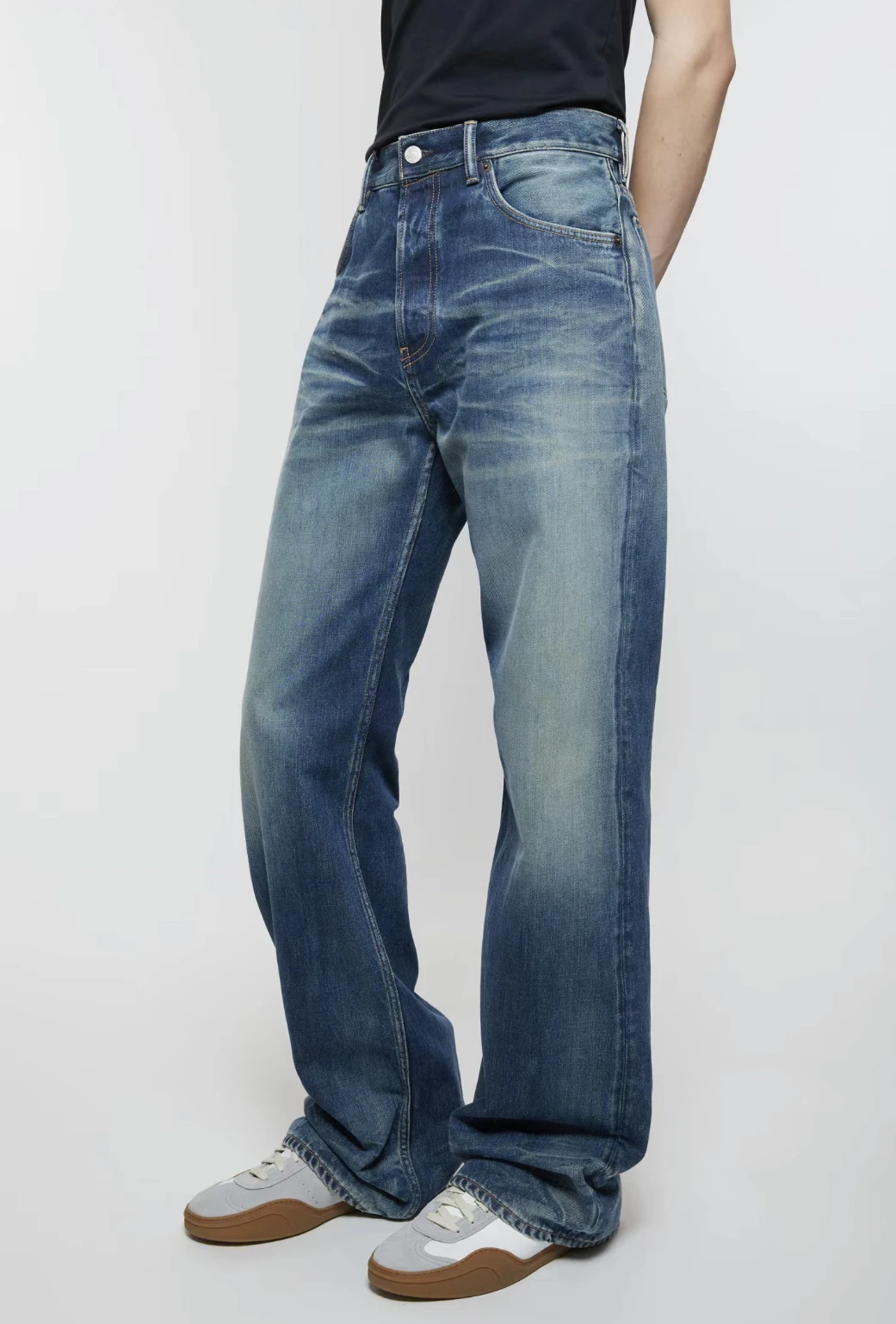 Классические свободные джинсы прямого кроя, винтажные, средне-синие, женские джинсы-брюки из денима, прямые брюки с высокой талией, длинные брюки
Классические свободные джинсы прямого кроя, винтажные, средне-синие, женские джинсы-брюки из денима, прямые брюки с высокой талией, длинные брюки