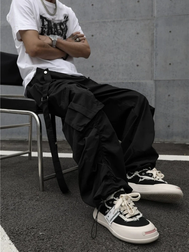 Functional Loose Straight Cargo Pants Men's Loose Hip-Hop Hip Hop White Hiphop Ribbon Versatile Ankle-Banded Pants
Functional Loose Straight Cargo Pants Men's Loose Hip-Hop Hip Hop White Hiphop Ribbon Versatile Ankle-Banded Pants