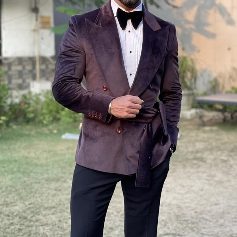 Velvet Men Suits With Belt Custom Made Wedding Tuxedo for Groom Prom 2 Pieces Slim Fit Double Breasted Blazer (Jacket+Pants)
Velvet Men Suits With Belt Custom Made Wedding Tuxedo for Groom Prom 2 Pieces Slim Fit Double Breasted Blazer (Jacket+Pants)