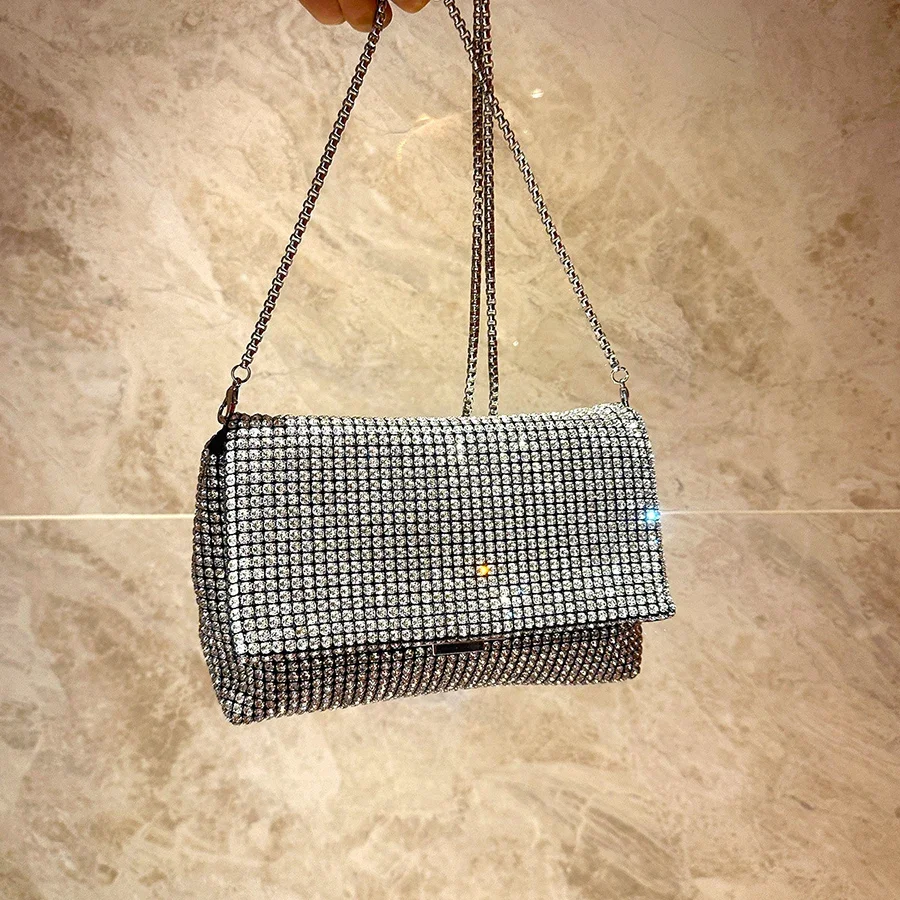 New Rhinestone Flip Shoulder Crossbody Bag Women Chain Clutch Purse Shiny Party Dinner Bag Armpit Handbag Daily Dating Bag Bolso
New Rhinestone Flip Shoulder Crossbody Bag Women Chain Clutch Purse Shiny Party Dinner Bag Armpit Handbag Daily Dating Bag Bolso