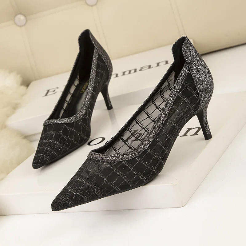 2023 Summer Women's Shoe Slim Heels High Heels Shoes Pointed Mesh Hollowed Out Lace Women's Single Shoes Zapatos De Mujer Pumps
2023 Summer Women's Shoe Slim Heels High Heels Shoes Pointed Mesh Hollowed Out Lace Women's Single Shoes Zapatos De Mujer Pumps
