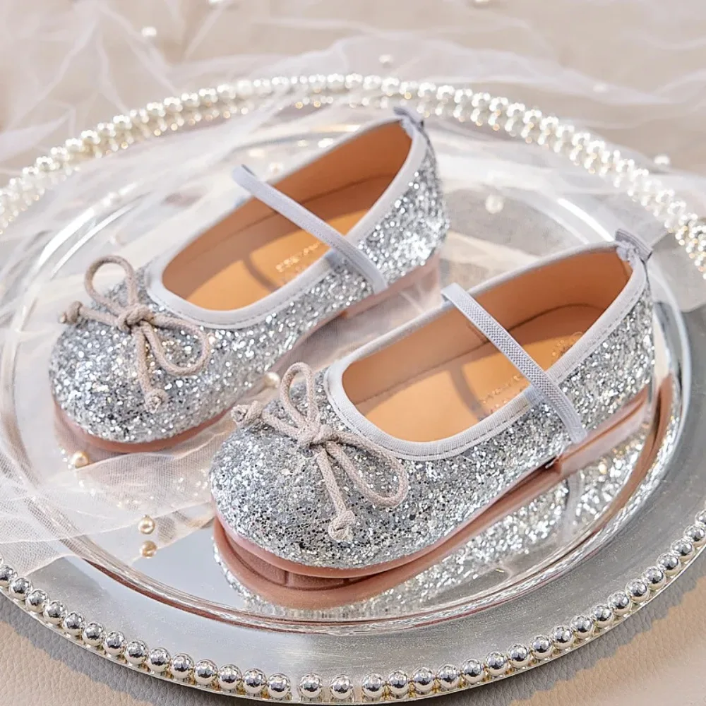 Girl Dancing Shoes Elegant Kids Shoeses Children's Ballet Shoes Flat Shoes Princess Casual Stage Performance
Girl Dancing Shoes Elegant Kids Shoeses Children's Ballet Shoes Flat Shoes Princess Casual Stage Performance