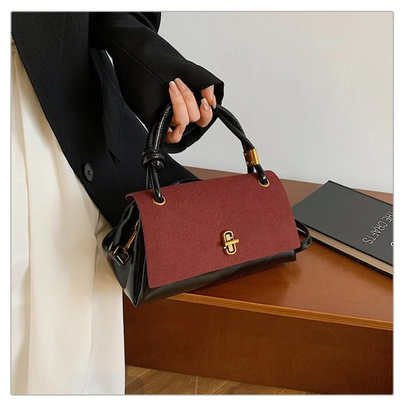 Модная женская сумка через плечо из натуральной кожи с классическим парижским стилем и элитным образцом
Модная женская сумка через плечо из натуральной кожи с классическим парижским стилем и элитным образцом 