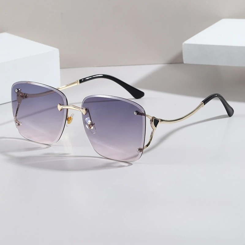 2025 New Rimless Metal Sunglasses Women, Oversized Luxury UV400 Polarized Designer for Street Style & Driving
2025 New Rimless Metal Sunglasses Women, Oversized Luxury UV400 Polarized Designer for Street Style & Driving