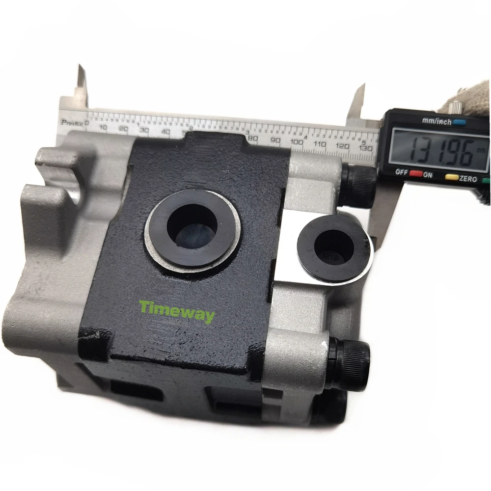 Gear Oil Pump for Repair Komatsu PC35 PC40 Excacator Poilt Pump Yu Chai YC35-6 PVD-1B-32
Gear Oil Pump for Repair Komatsu PC35 PC40 Excacator Poilt Pump Yu Chai YC35-6 PVD-1B-32