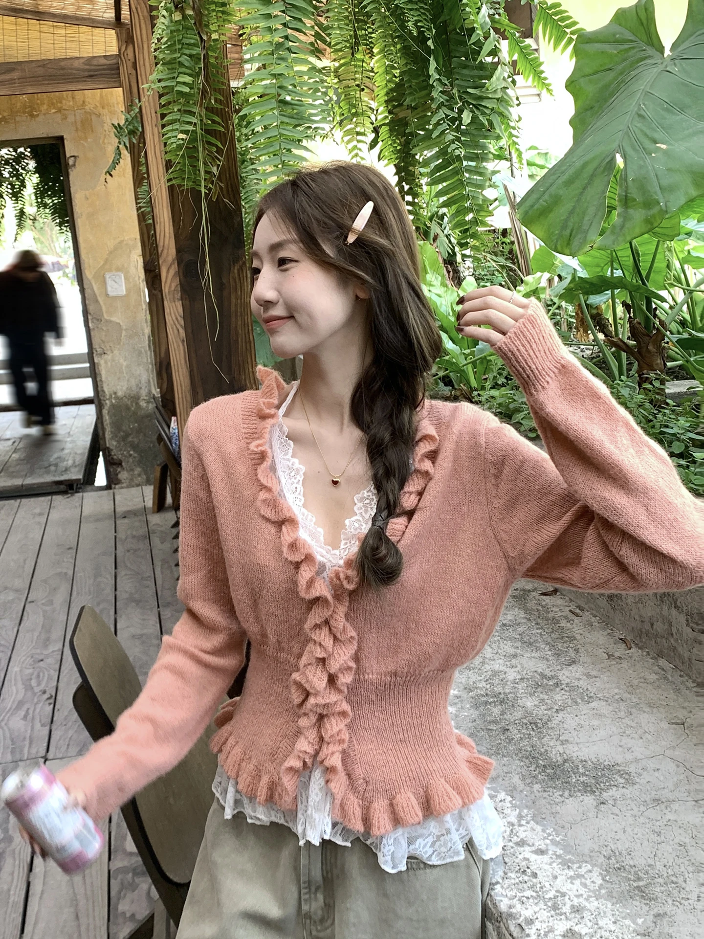 Korean Sle Lace Neline Knitted Set Women's Faion Casual Wear ort Sve V-Ne Button up Inner Wear with Belt Loops
Korean Sle Lace Neline Knitted Set Women's Faion Casual Wear ort Sve V-Ne Button up Inner Wear with Belt Loops