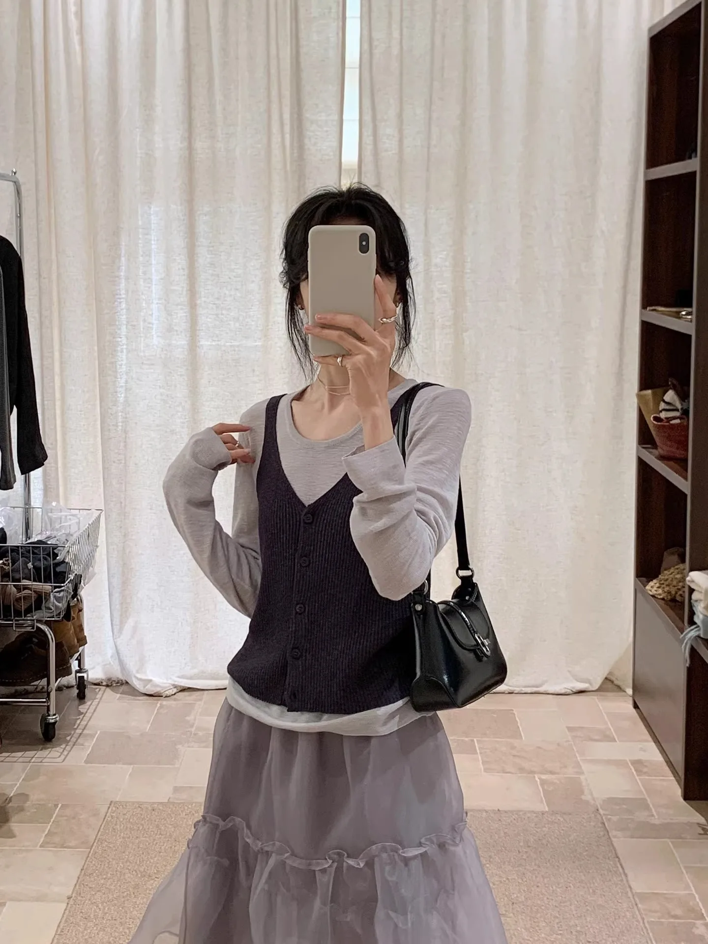 BRIVIN Korean Style Deep Grey Knitted Sweater Women's Fashion Elegant Slimming Top round Neck Long Sleeve Loose Fit Spring 2026
BRIVIN Korean Style Deep Grey Knitted Sweater Women's Fashion Elegant Slimming Top round Neck Long Sleeve Loose Fit Spring 2026