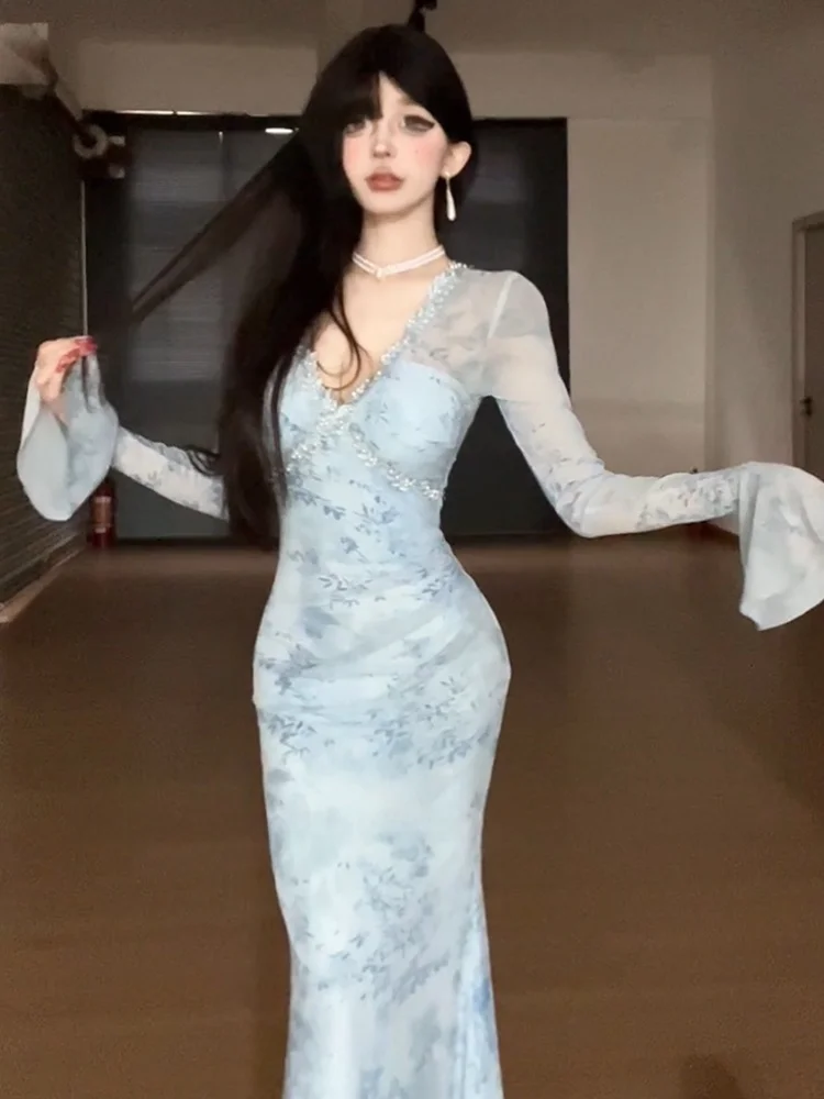 SYJ Shuyijia Sexy V-neck Bell Sleeve Print Dress Women's Slim Fit Long Skirt Korean Style High Waist Long Sleeve Autumn Dress
SYJ Shuyijia Sexy V-neck Bell Sleeve Print Dress Women's Slim Fit Long Skirt Korean Style High Waist Long Sleeve Autumn Dress