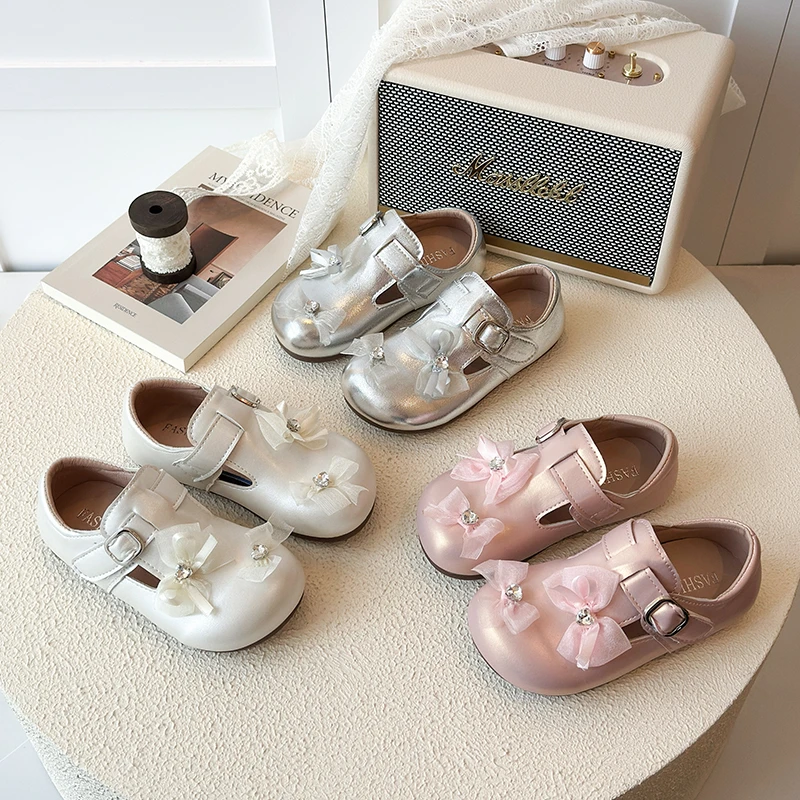 Toddler Girls Princess School Uniform Shoes with Cute Bow 2026 New Spring Kids Mary Jane Shoes Soft Sole Classic Dress Up Age4-6
Toddler Girls Princess School Uniform Shoes with Cute Bow 2026 New Spring Kids Mary Jane Shoes Soft Sole Classic Dress Up Age4-6