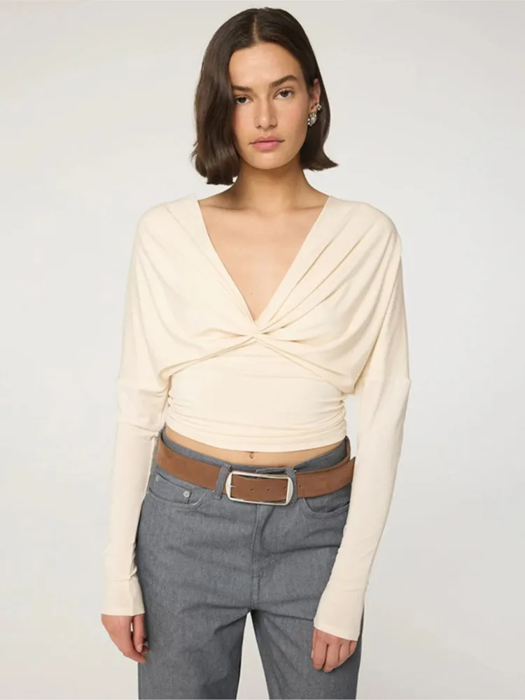 Новая повседневная женская футболка с v-образным вырезом и рюшами на спине и длинными рукавами, сексуальный нарядный пуловер, тонкая блузка, осенняя одежда Y2k
Новая повседневная женская футболка с v-образным вырезом и рюшами на спине и длинными рукавами, сексуальный нарядный пуловер, тонкая блузка, осенняя одежда Y2k