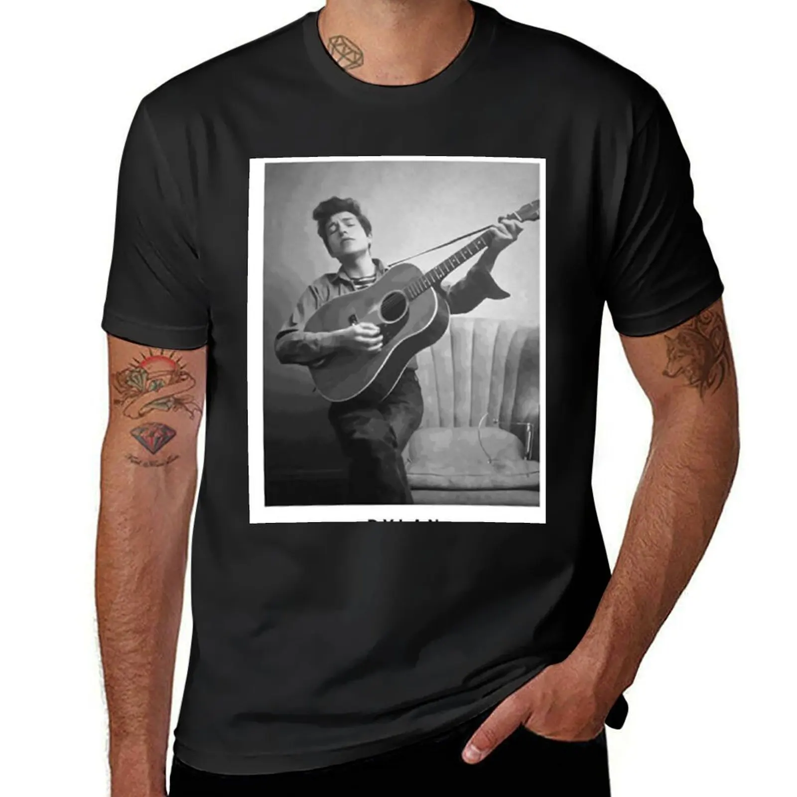 Classic Bob Gitaris Poster T-Shirt Short sleeve tee for a boy big and tall t shirts for men
Classic Bob Gitaris Poster T-Shirt Short sleeve tee for a boy big and tall t shirts for men
