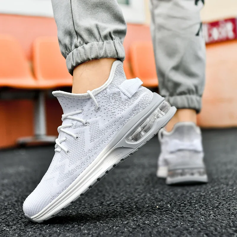 New Men's Air Cushioned Sports Shoes, Fashionable and Versatile, Breathable Mesh, Comfortable and Non Slip Running Shoes 39-46
New Men's Air Cushioned Sports Shoes, Fashionable and Versatile, Breathable Mesh, Comfortable and Non Slip Running Shoes 39-46
