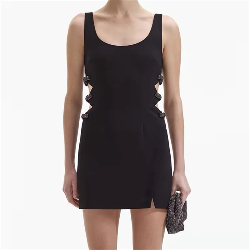 fashion summer dresses 2024 New in Fashion Hollow Sleeveless Mini Skirt Sexy backless Short dresses Bow decoration Party dresses
fashion summer dresses 2024 New in Fashion Hollow Sleeveless Mini Skirt Sexy backless Short dresses Bow decoration Party dresses