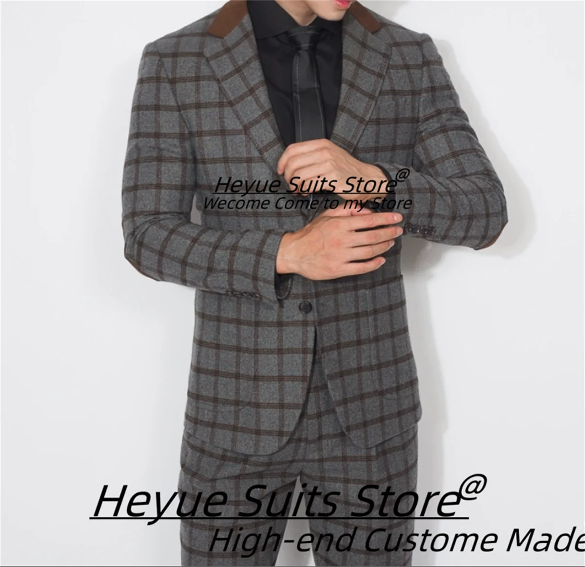Italian style Classic Plaid Men Suits Customized Slim Fit Notched Lapel Groom Wedding Tuxedos 2 Pieces Sets Male Prom Blazers
Italian style Classic Plaid Men Suits Customized Slim Fit Notched Lapel Groom Wedding Tuxedos 2 Pieces Sets Male Prom Blazers