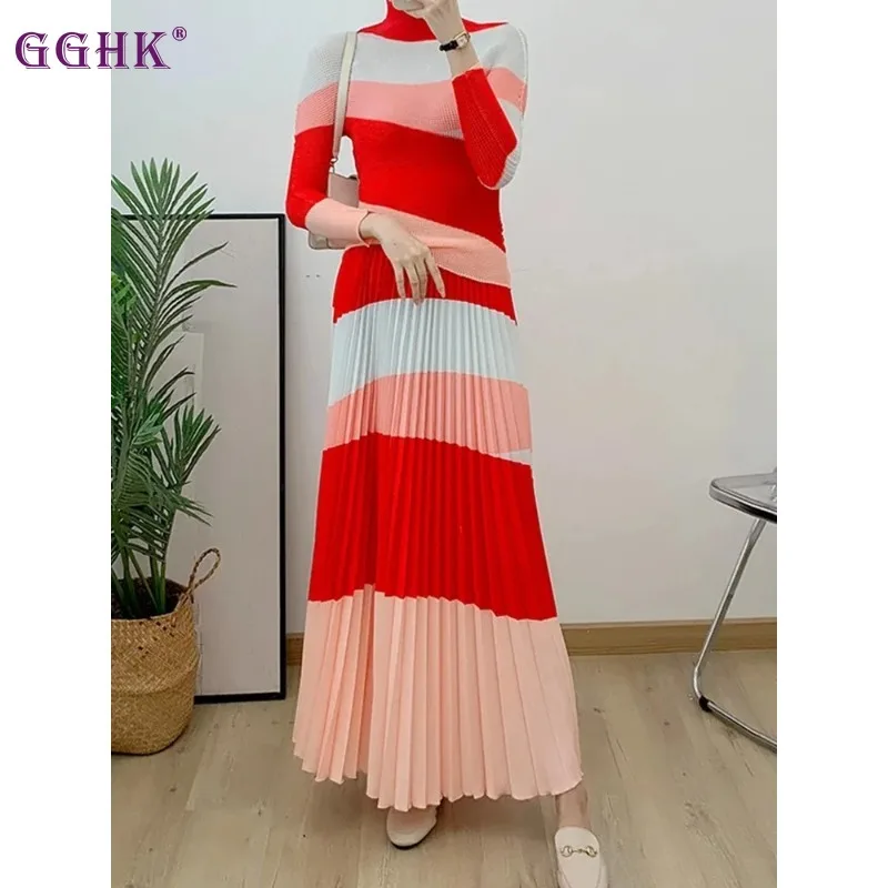 Женский комплект из двух предметов GGHK Miyake, весенний комплект контрастных цветов с топом с высоким воротником и длинным рукавом и повседневной элегантной трапециевидной юбкой, 2024
Женский комплект из двух предметов GGHK Miyake, весенний комплект контрастных цветов с топом с высоким воротником и длинным рукавом и повседневной элегантной трапециевидной юбкой, 2024