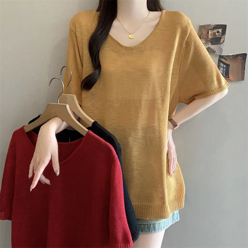 Summer New plus Size Women's T-shirt Knitted Loose Short Sleeve Base Shirt Versatile Comfortable V-neck Button Detail
Summer New plus Size Women's T-shirt Knitted Loose Short Sleeve Base Shirt Versatile Comfortable V-neck Button Detail