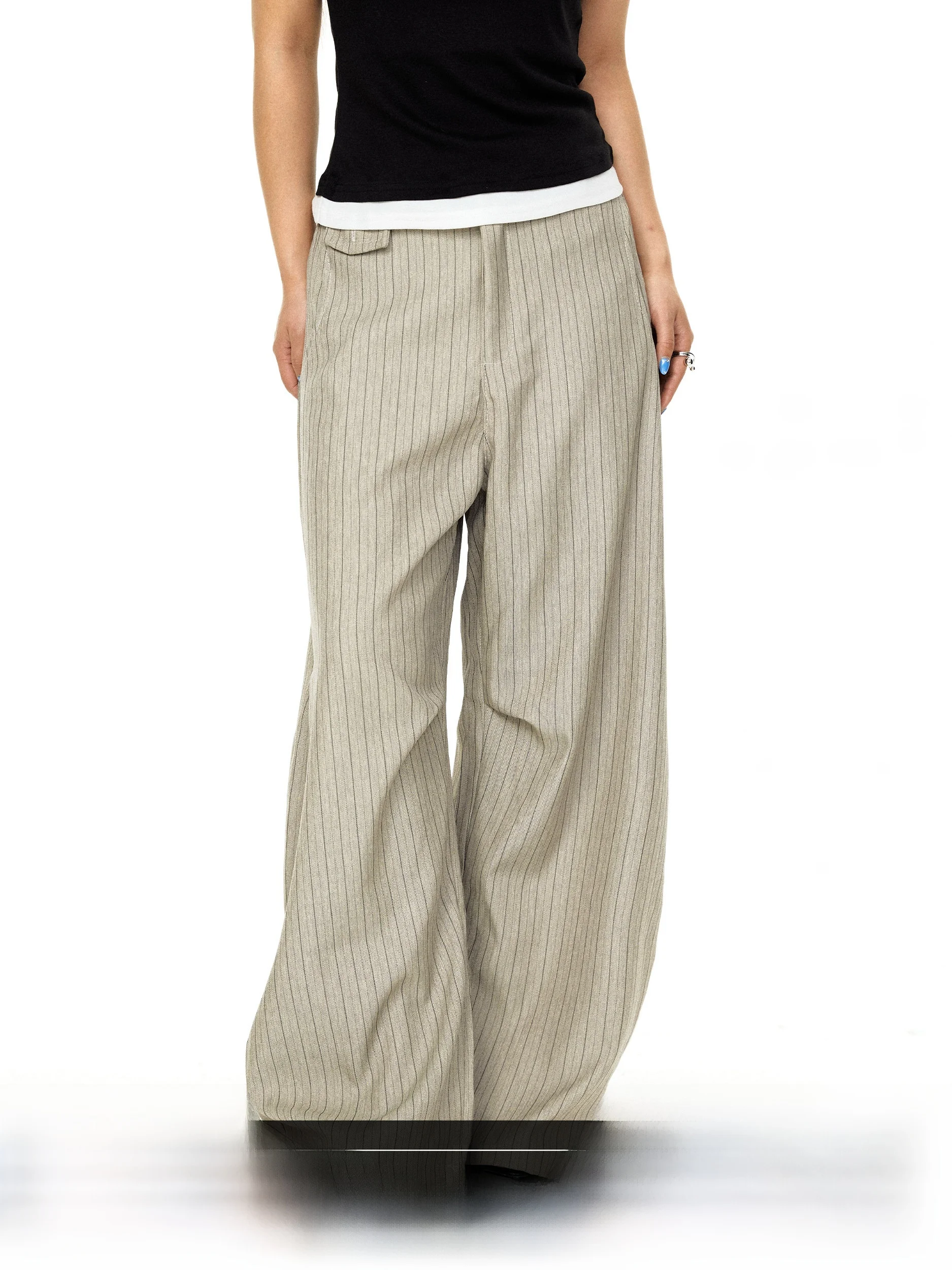 American Style High Waist Striped Wide Leg Pants Women's Summer Casual Loose Fit Trousers Elegant Drapey Slimming Effect
American Style High Waist Striped Wide Leg Pants Women's Summer Casual Loose Fit Trousers Elegant Drapey Slimming Effect