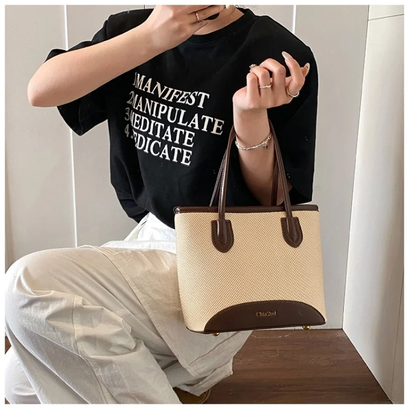 Luxury Brand Handbag Designed For Ladies, Made With Premium Leather And Elegant Style By Famous Designer, Very Sophisticated
Luxury Brand Handbag Designed For Ladies, Made With Premium Leather And Elegant Style By Famous Designer, Very Sophisticated