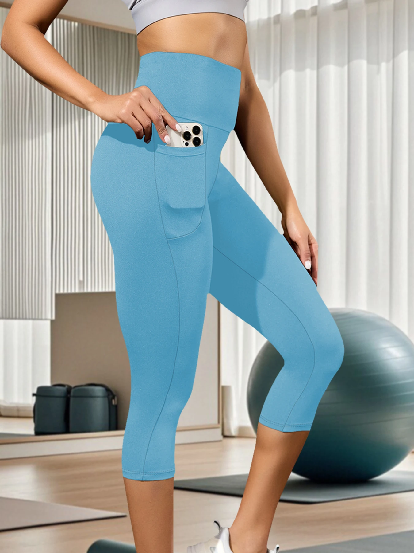 Workout Capri Pants for Women High Waisted with Pockets Super Soft No See Through Tummy Control
Workout Capri Pants for Women High Waisted with Pockets Super Soft No See Through Tummy Control