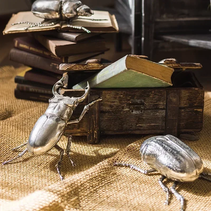 Creative Personality Animal Big Beetle Flower Beetle Pendant Ornaments, Living Room Wall Desktop Home Decoration Resin Crafts
Creative Personality Animal Big Beetle Flower Beetle Pendant Ornaments, Living Room Wall Desktop Home Decoration Resin Crafts