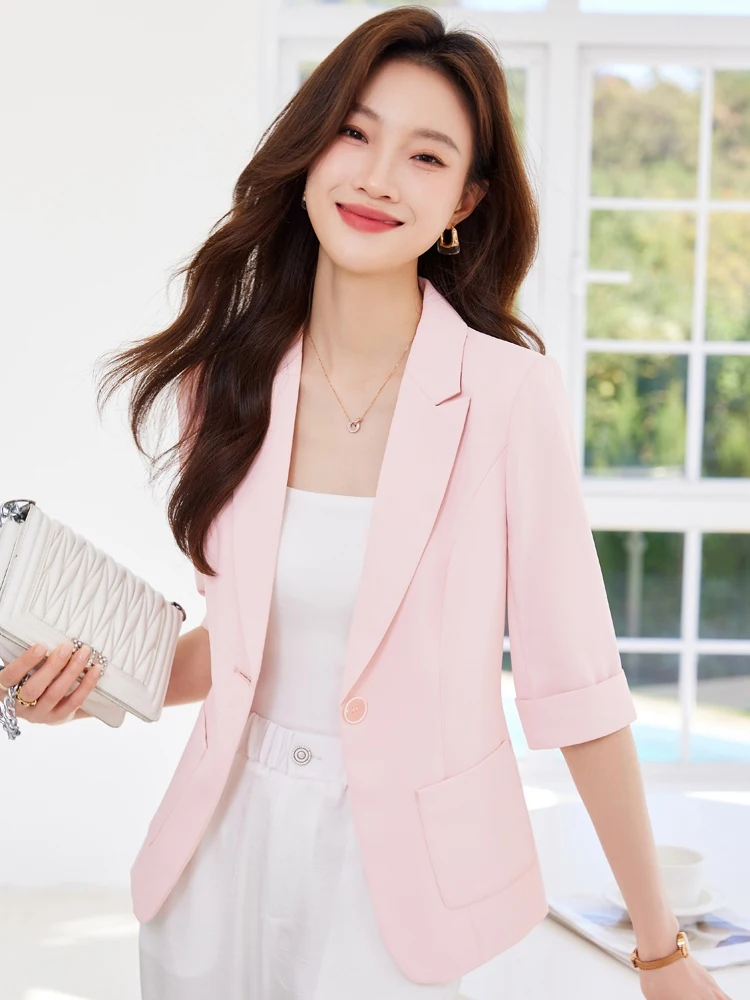 Розовый женский костюм-двойка: пиджак и юбка миди, весна-лето, новинка, приталенный крой, для невысоких, повседневный, для офиса, из полиэстера
Розовый женский костюм-двойка: пиджак и юбка миди, весна-лето, новинка, приталенный крой, для невысоких, повседневный, для офиса, из полиэстера