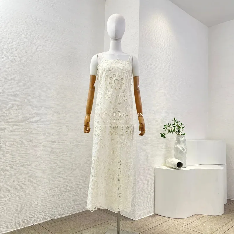 2025 New Ivory Color Embroidered Suspender Shell Lace Gentle Holiday Style Women High Quality Midi Dress
2025 New Ivory Color Embroidered Suspender Shell Lace Gentle Holiday Style Women High Quality Midi Dress