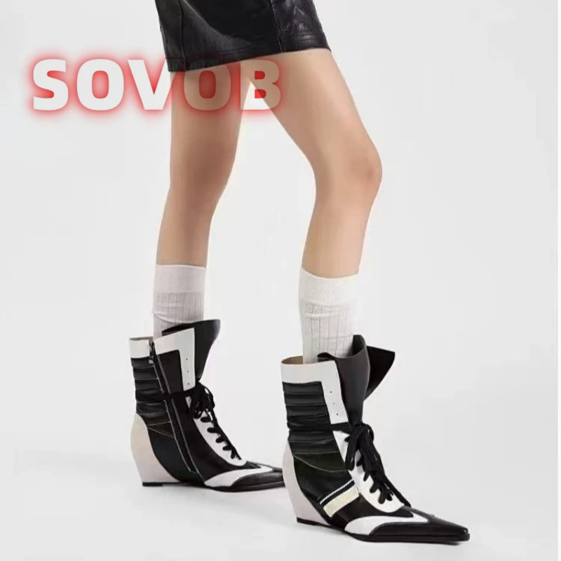 Ботильоны на танкетке со шнуровкой в стиле ретро. Повседневная модельная обувь на высоком каблуке с острым носком. Спортивный стиль для женщин. Осенне-зимняя обувь 202.
Ботильоны на танкетке со шнуровкой в стиле ретро. Повседневная модельная обувь на высоком каблуке с острым носком. Спортивный стиль для женщин. Осенне-зимняя обувь 202.