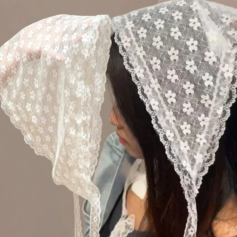 Versatile Triangle Headscarf Women Elegant White Lace-up Headband Temperament Thin Mesh Ribbon Headband Artistic Style Headscarf
Versatile Triangle Headscarf Women Elegant White Lace-up Headband Temperament Thin Mesh Ribbon Headband Artistic Style Headscarf
