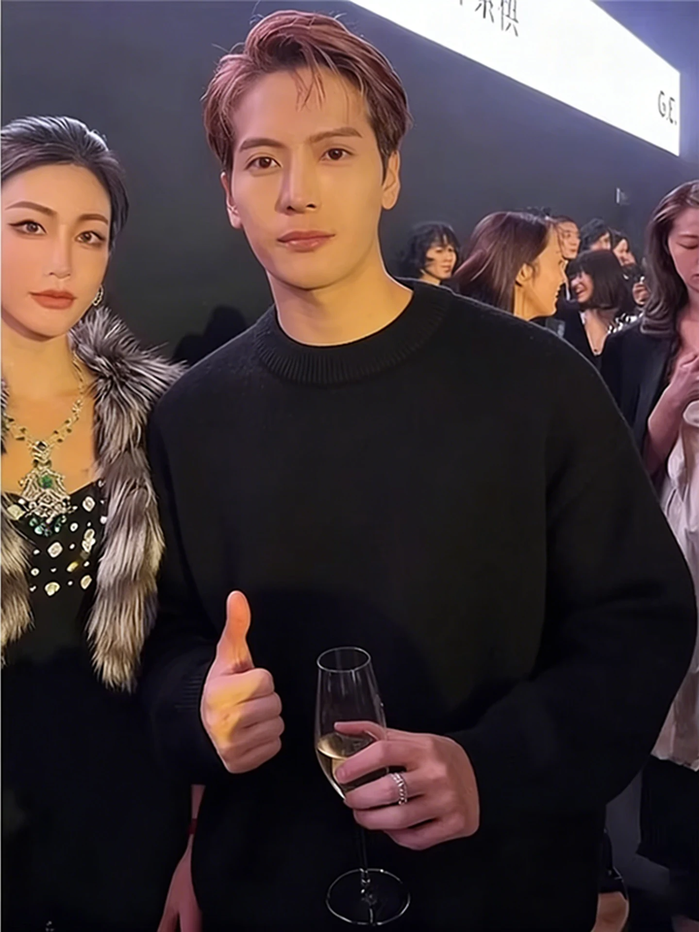 Теплый трикотаж на подкладке Fce Ne для мужчин, осень-зима, американский базовый слой, повседневный свободный крой, длинный све
Теплый трикотаж на подкладке Fce Ne для мужчин, осень-зима, американский базовый слой, повседневный свободный крой, длинный све