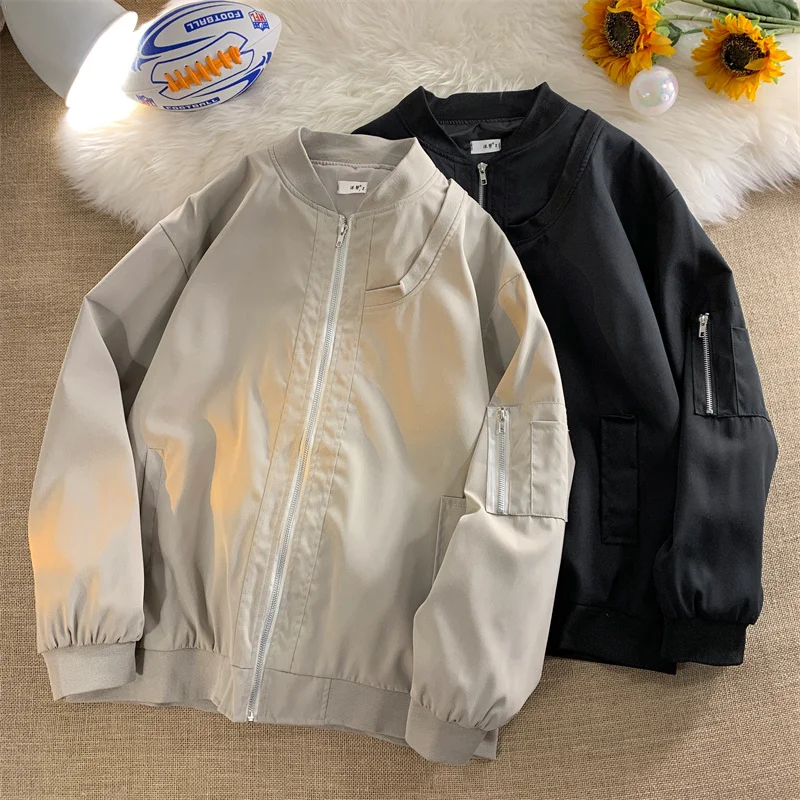 Autumn Safari Style Baseball Jacket For Men Stand Up Collar Zipper Solid Color Jackets American Fashion Simple Loose Coat
Autumn Safari Style Baseball Jacket For Men Stand Up Collar Zipper Solid Color Jackets American Fashion Simple Loose Coat