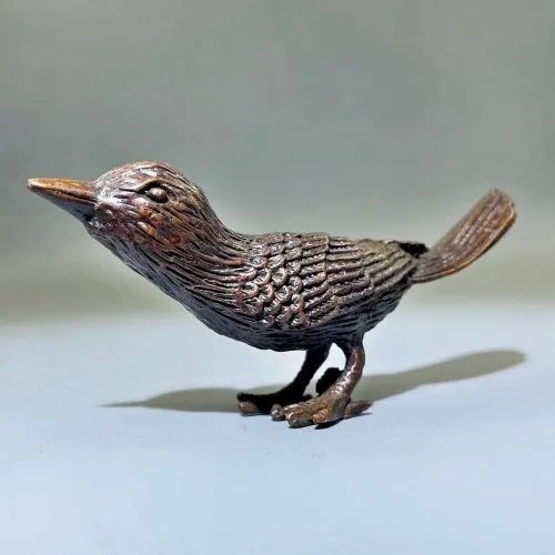 Playing with alloy copper, sparrows, magpies, and birds, indulging ceremony, tea art, table decoration, a
Playing with alloy copper, sparrows, magpies, and birds, indulging ceremony, tea art, table decoration, a