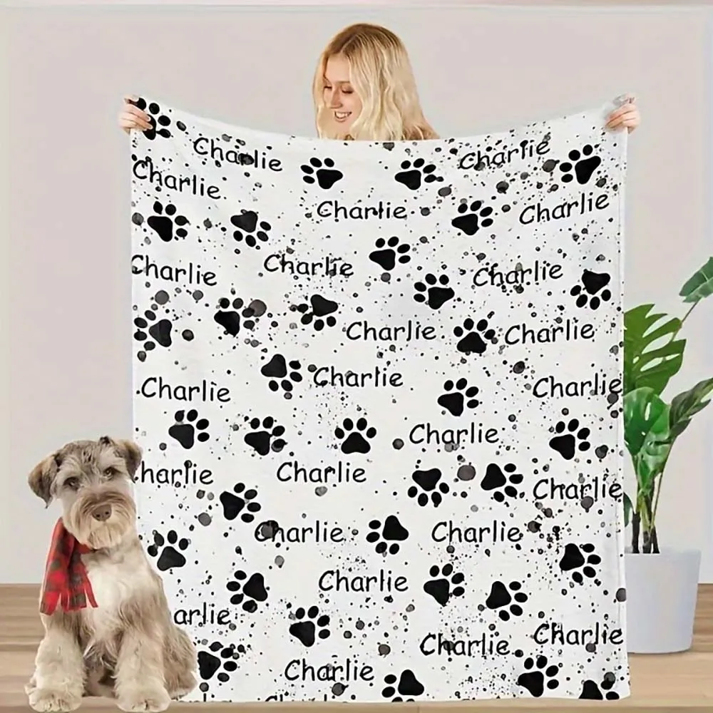 1pc Personalized Dog Paw Print Blanket Custom Pet Name Throw Blanket for Dog Lovers
1pc Personalized Dog Paw Print Blanket Custom Pet Name Throw Blanket for Dog Lovers