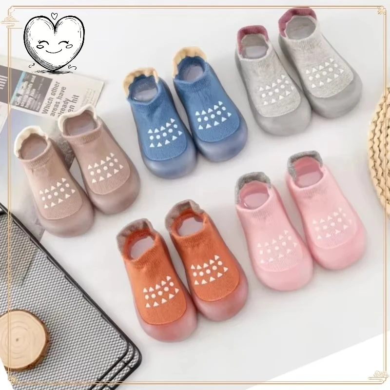 Прогулочная обувь, носки-тапочки для детей, нескользящие детские прогулочные дышащие носки для раннего обучения, весенне-осенние комплекты носков для дома
Прогулочная обувь, носки-тапочки для детей, нескользящие детские прогулочные дышащие носки для раннего обучения, весенне-осенние комплекты носков для дома