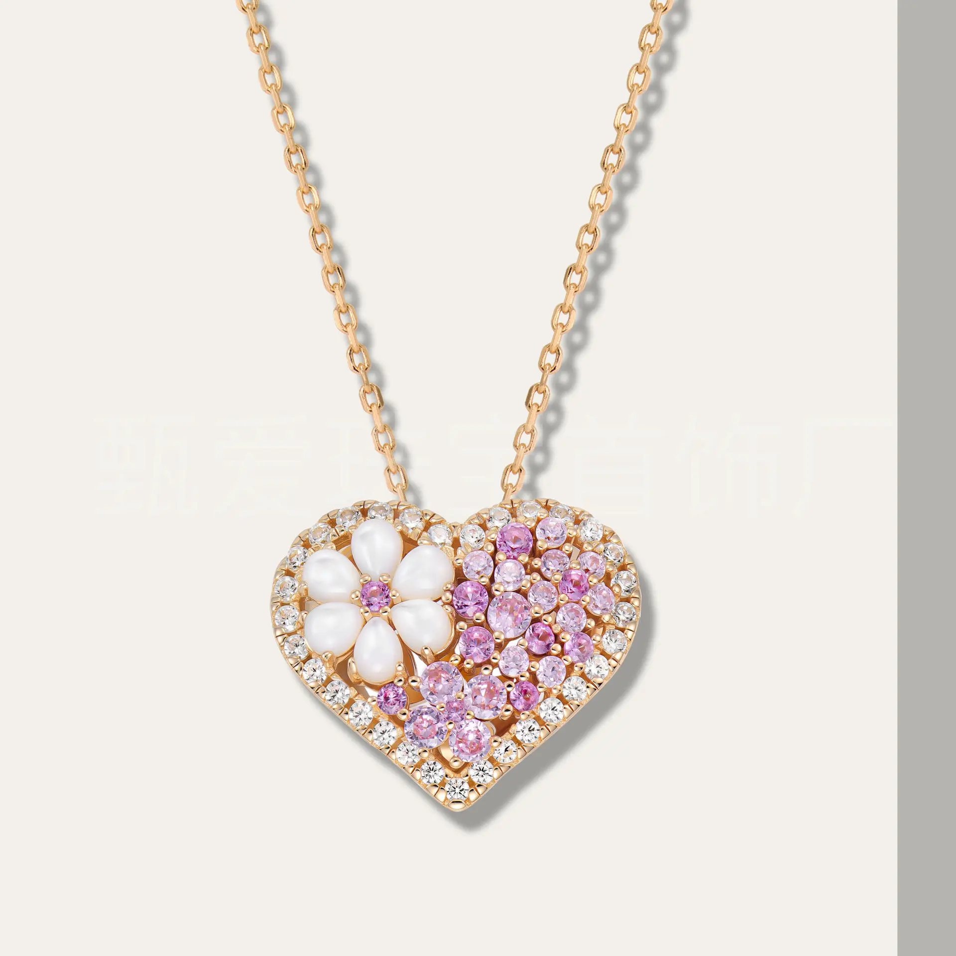 Trend Jewelry 925 Silver Flower Pink Diamond Gradual Change Love Necklace Women's Colored Treasure Pendant Qixi Festival Valenti
Trend Jewelry 925 Silver Flower Pink Diamond Gradual Change Love Necklace Women's Colored Treasure Pendant Qixi Festival Valenti