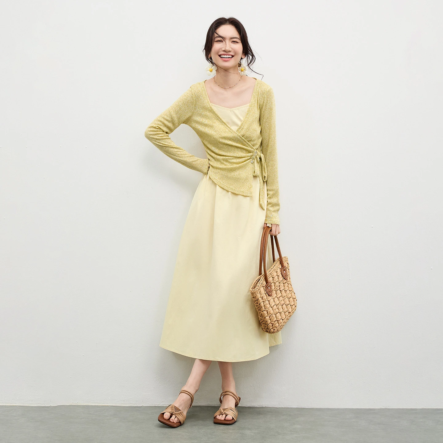 SENTUBILA Women's 2 Piece Set 2026 Spring Fall V Neck Ruched Tie Long Sleeve Knit Top Simple Cami Dress Casual Outfit W61ZB5991
SENTUBILA Women's 2 Piece Set 2026 Spring Fall V Neck Ruched Tie Long Sleeve Knit Top Simple Cami Dress Casual Outfit W61ZB5991