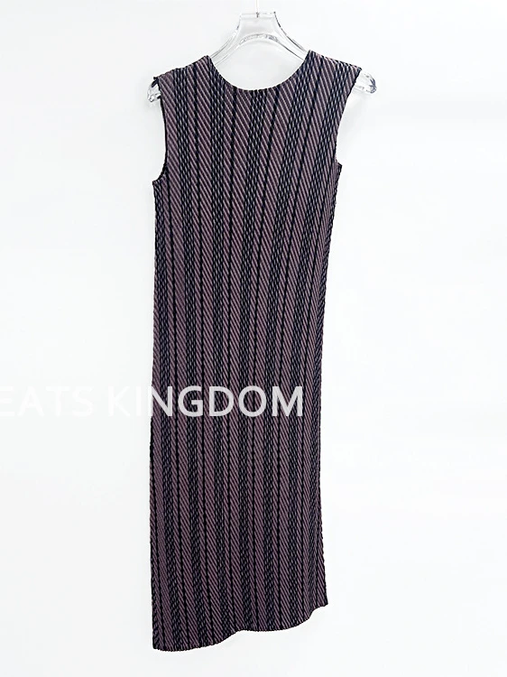 YUDX Miyake Pleated Mid-length Women's Dress Solid Color Sleeveless Design Fashion Temperament Slim Skirt 2024 Autumn New
YUDX Miyake Pleated Mid-length Women's Dress Solid Color Sleeveless Design Fashion Temperament Slim Skirt 2024 Autumn New