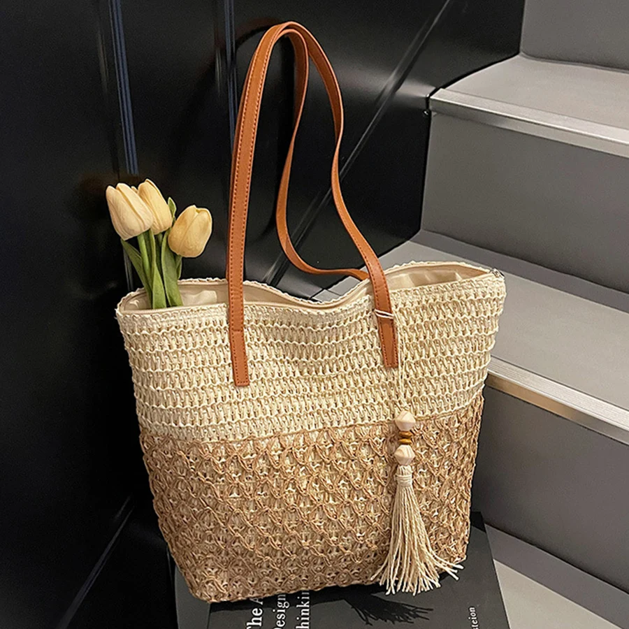Плетеная соломенная сумка ручной работы, большая вместительная летняя сумка через плечо, женская сумка-тоут из ротанга для отпуска и пляжа
Плетеная соломенная сумка ручной работы, большая вместительная летняя сумка через плечо, женская сумка-тоут из ротанга для отпуска и пляжа 