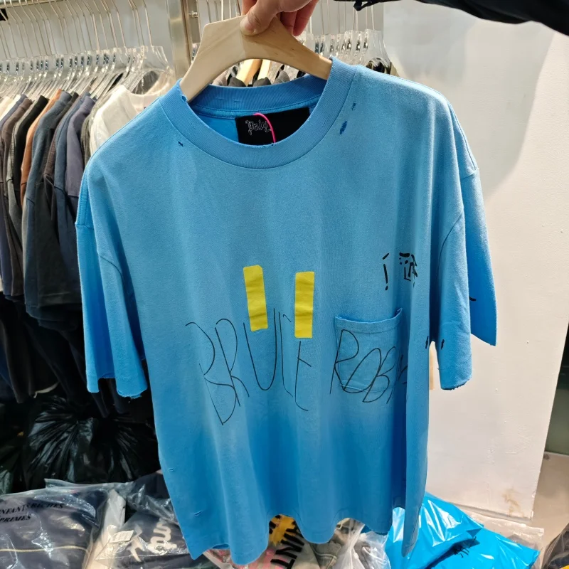 Футболка унисекс с синим граффити-принтом, винтажная, с эффектом потертости, свободного кроя, с коротким рукавом, для уличной моды, летняя
Футболка унисекс с синим граффити-принтом, винтажная, с эффектом потертости, свободного кроя, с коротким рукавом, для уличной моды, летняя