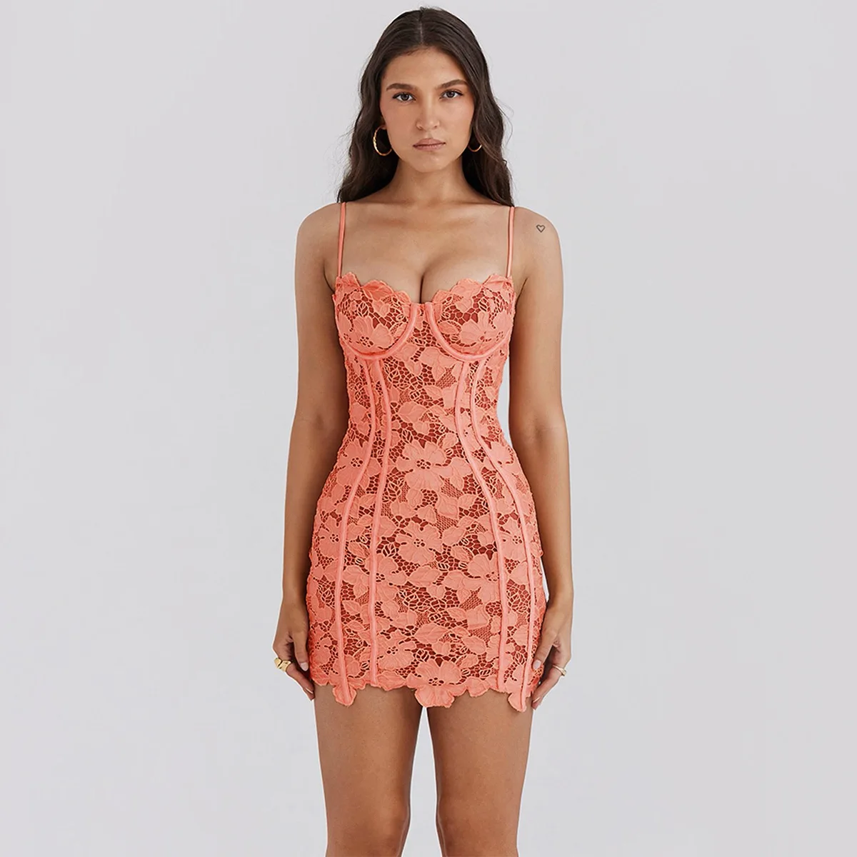 Sexy lace suspender waist halter tight body hip wrap dress fashionable simple versatile temperament elegant holiday style high-e
Sexy lace suspender waist halter tight body hip wrap dress fashionable simple versatile temperament elegant holiday style high-e