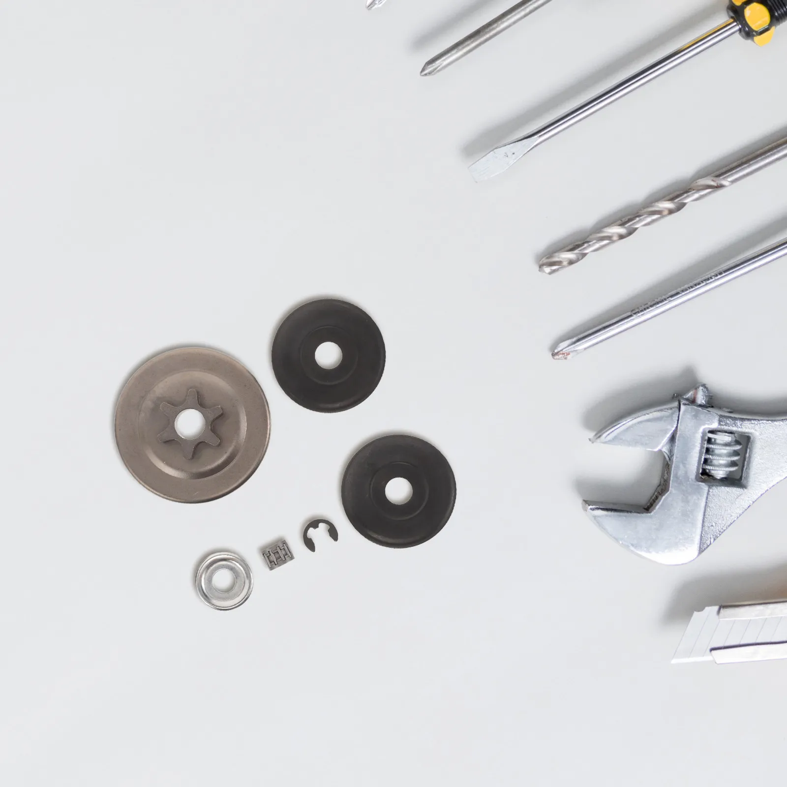 1Set Chainsaw Clutch Drum Kit Spur Sprocket Bearing Assembly for Ms170 Ms180 Chainsaw Repair Parts Outdoor Wood Cutting
1Set Chainsaw Clutch Drum Kit Spur Sprocket Bearing Assembly for Ms170 Ms180 Chainsaw Repair Parts Outdoor Wood Cutting