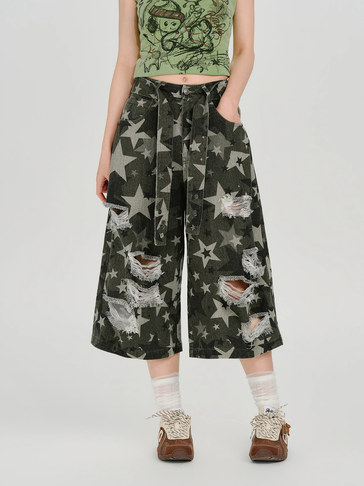 Girlyhalo American Retro Washed Hole Wide Leg Casual Pants Women Summer New Loose Seven Feet Pants Ladies Casual Trousers
Girlyhalo American Retro Washed Hole Wide Leg Casual Pants Women Summer New Loose Seven Feet Pants Ladies Casual Trousers
