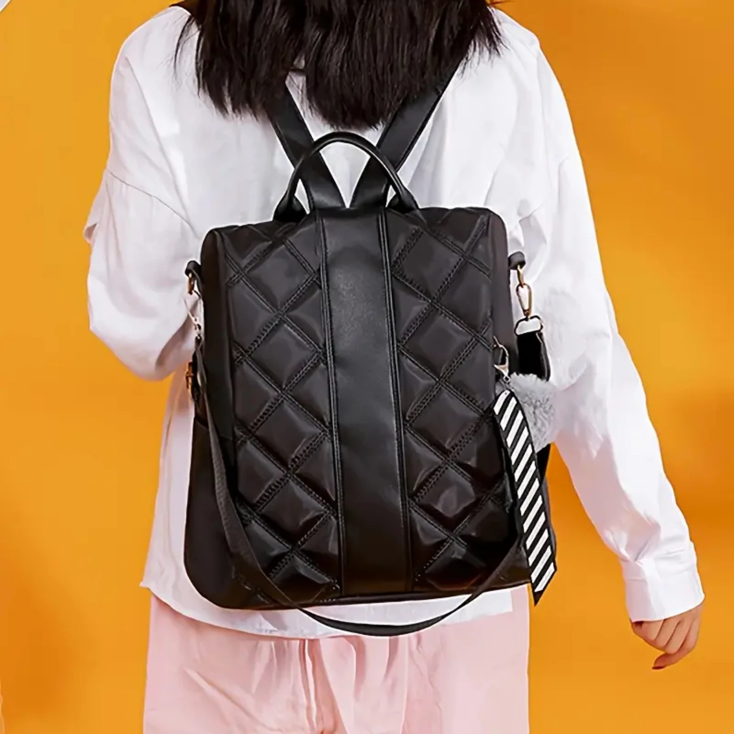 On-the-Go Fashionable Women's Stylish 2-in-1 Anti-theft Backpack, Large Capacity Detachable One-shoulder Bag
On-the-Go Fashionable Women's Stylish 2-in-1 Anti-theft Backpack, Large Capacity Detachable One-shoulder Bag