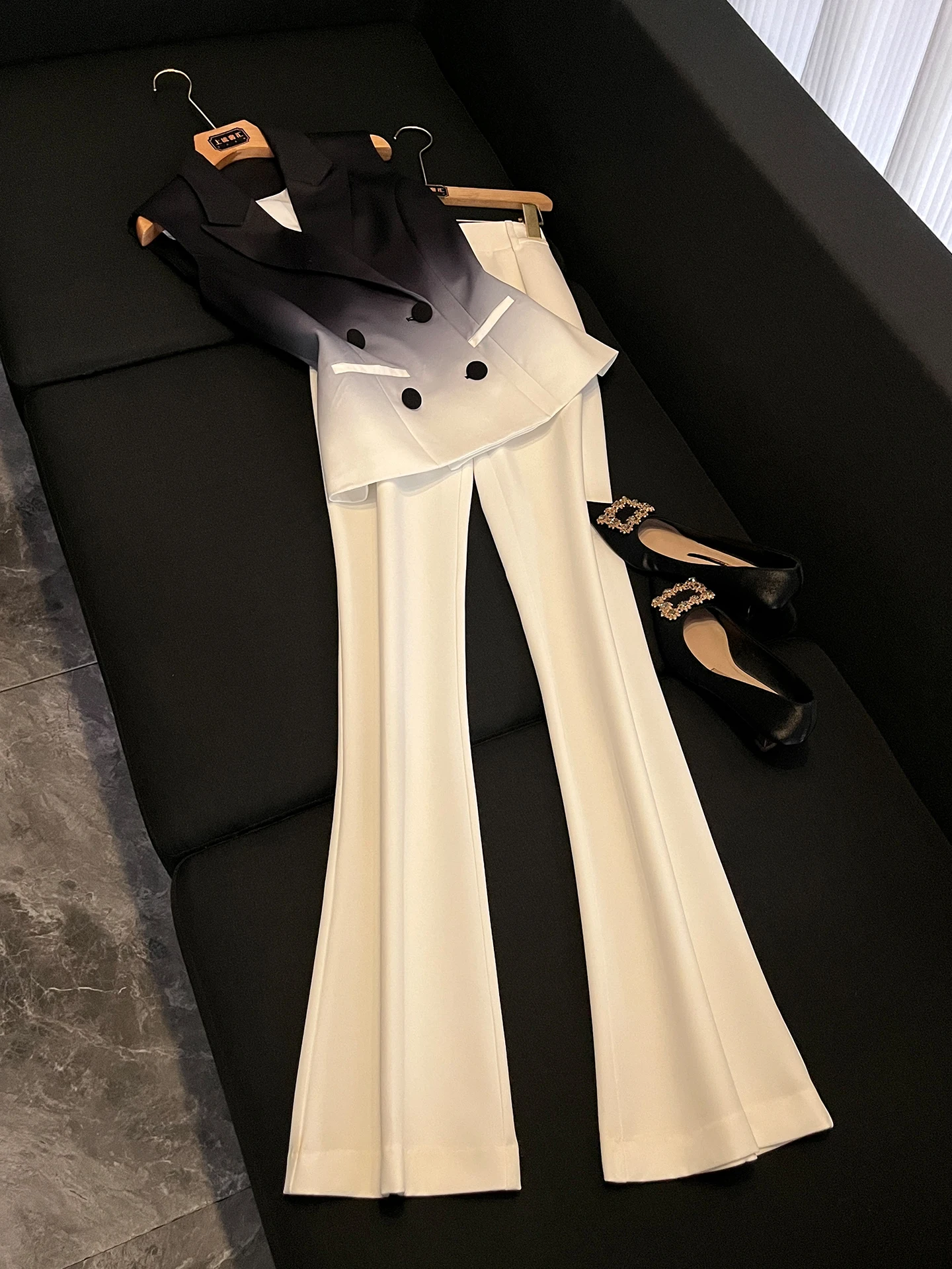 2026 Summer New Gradient Color Double Button Suit Set Women's Commute OL Style Skirt Two Piece Set P729 Ladies Suit
2026 Summer New Gradient Color Double Button Suit Set Women's Commute OL Style Skirt Two Piece Set P729 Ladies Suit