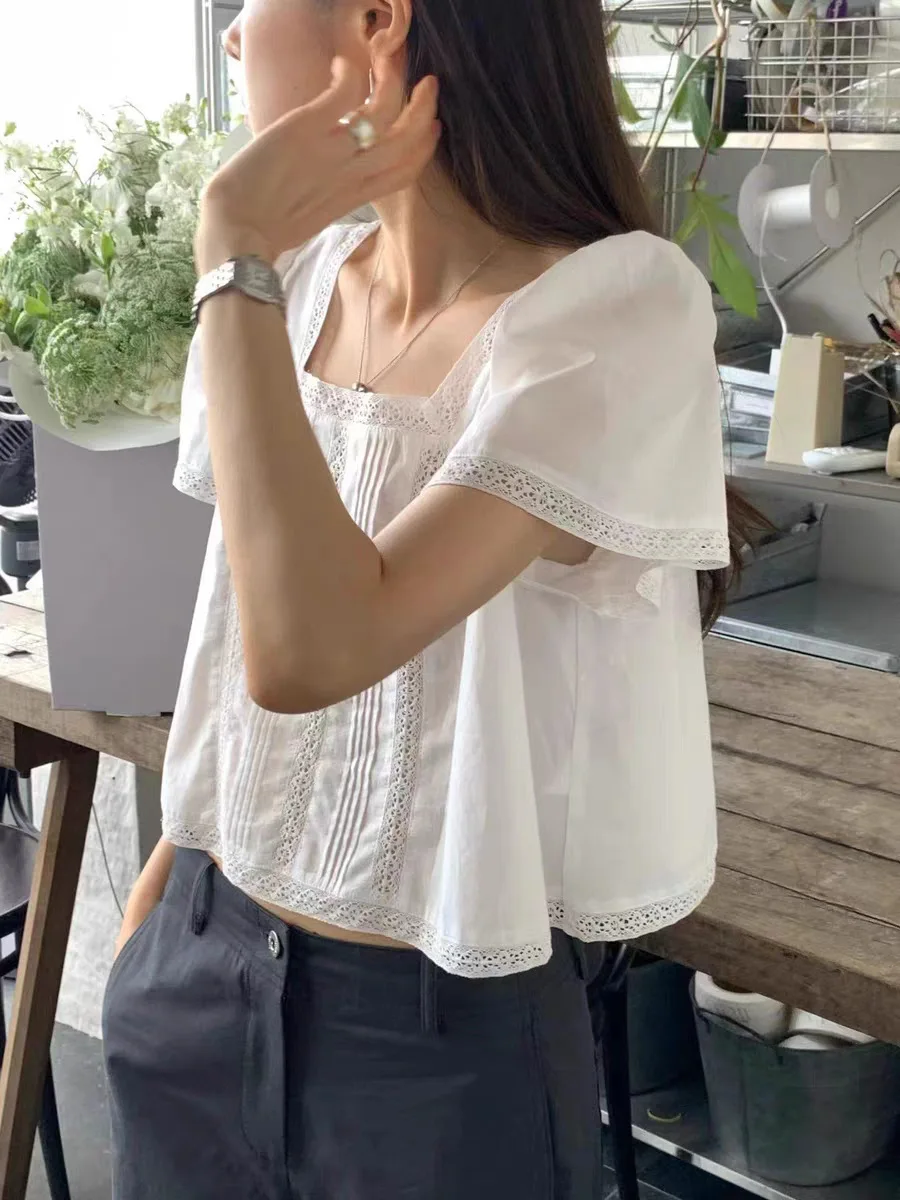 Korean Style Lace Patchwork Short Sleeve Shirt Women's Sweet Gentle Overhead Summer New Arrival Ounce Square Collar Blouse
Korean Style Lace Patchwork Short Sleeve Shirt Women's Sweet Gentle Overhead Summer New Arrival Ounce Square Collar Blouse