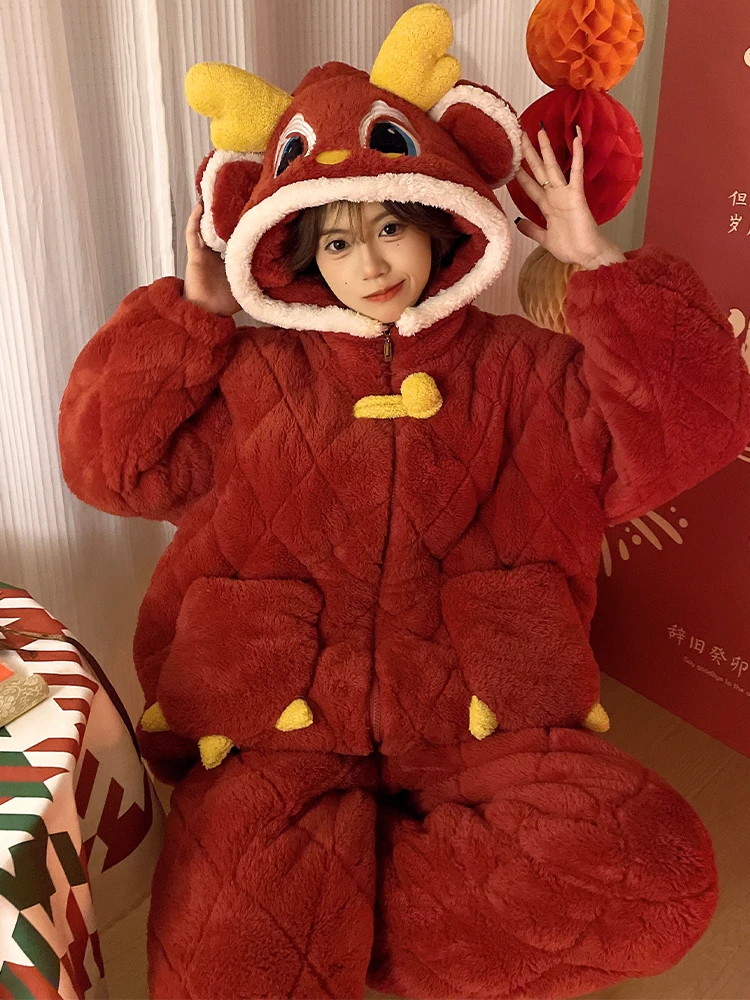 DAIMELU red Dragon pajamas women's autumn sleepwear winter coral fleece piled thickened three-layer cotton-padded hooded Lounge
DAIMELU red Dragon pajamas women's autumn sleepwear winter coral fleece piled thickened three-layer cotton-padded hooded Lounge